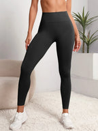 Women's seamless high-waist sculpting leggings with hip-lifting back panel