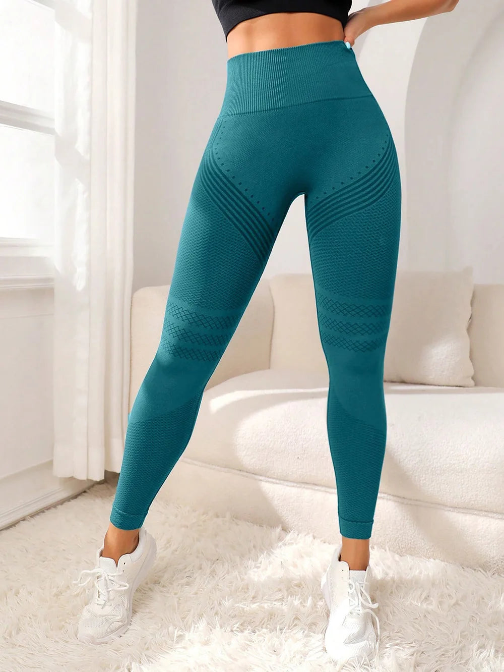 Women's high-waist fitness leggings with contour sculpting lines, push-up fit