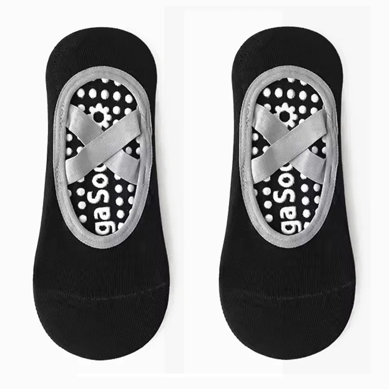 Women's non-slip grip socks for Pilates and yoga with silicone sole